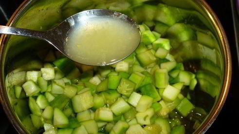 джем из кабачков с изюмом, лимоном и имбирем