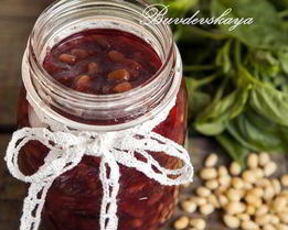 Клубничный джем с базиликом и кедровыми орешками