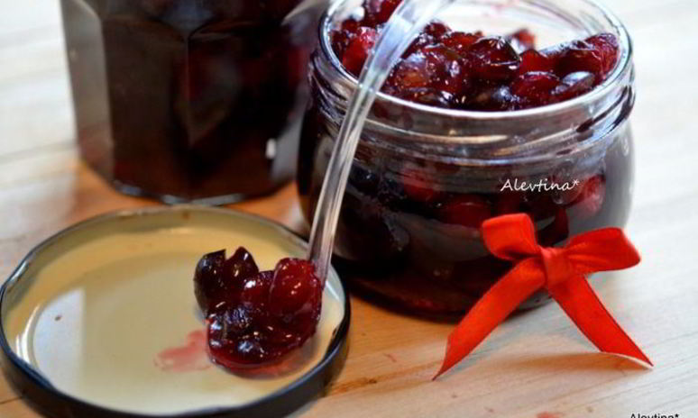 Рецепт клюквенного джема с апельсиновым ликером