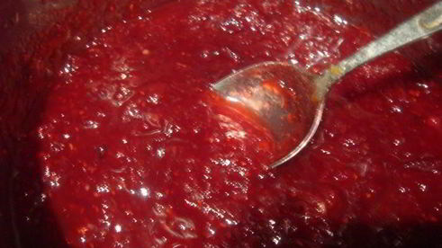 постные булочки с клюквенным джемом