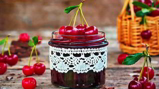 Вишневый джем с горьким шоколадом