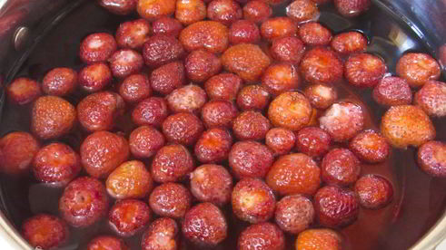 клубничный компот с мятой