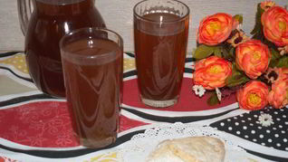 Компот из чернослива и яблок