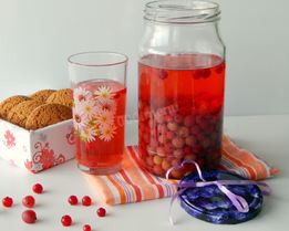 Компот из смородины и крыжовника на зиму