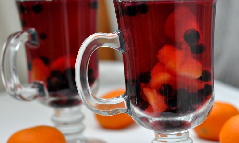 Рецепт компота из ягод