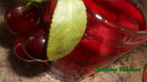 вишневый компот