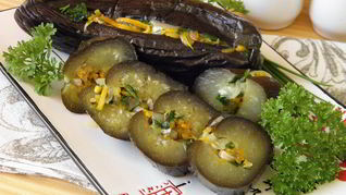 Квашенные синенькие с морковкой