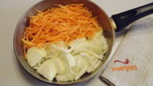 квашенные синенькие с морковкой