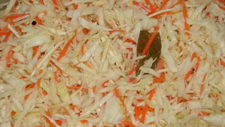 Маринованная капуста с хреном