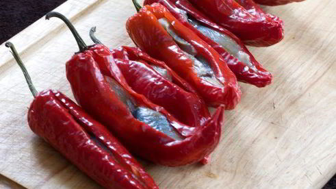 маринованный перец с селедкой