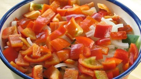 маринованные огурцы с перцем