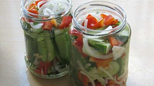 маринованные огурцы с перцем