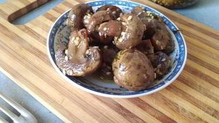 Маринованные шампиньоны