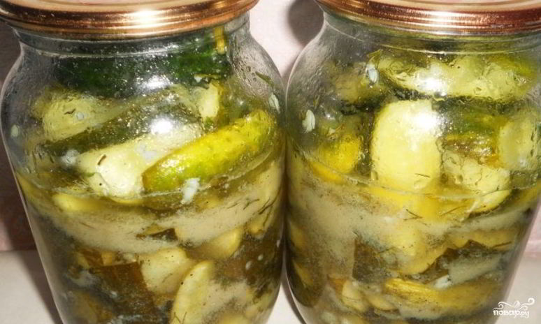 Рецепт огурцов в чесночном соусе на зиму
