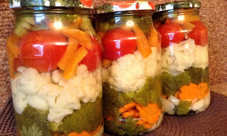 Рецепт овощного капустного ассорти на зиму