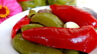 Перец с чесноком на зиму