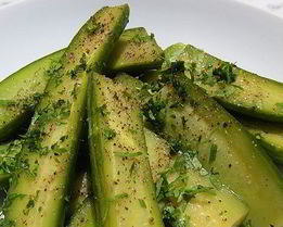 Быстрые малосольные огурцы в рассоле