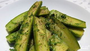 Быстрые малосольные огурцы в рассоле