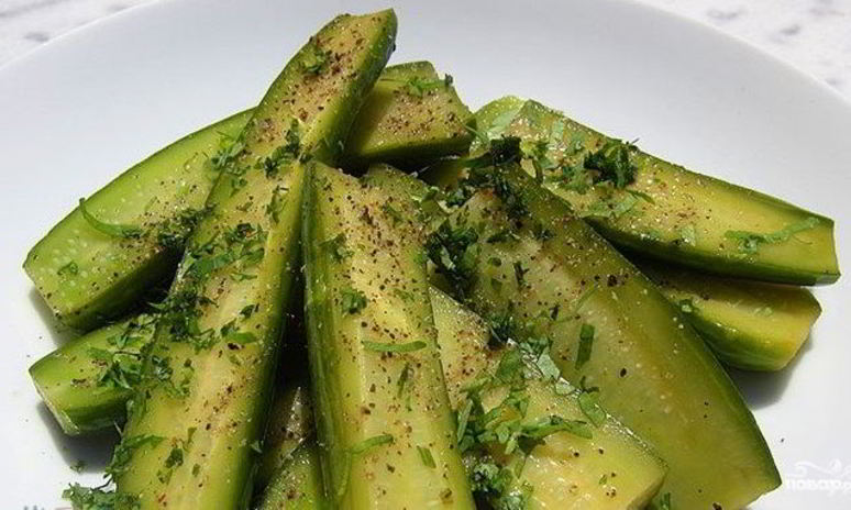 Рецепт быстрых малосольных огурцов в рассоле