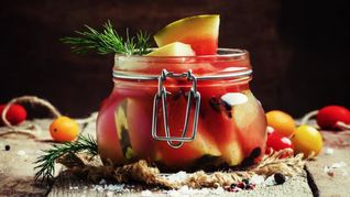 Малосольный арбуз