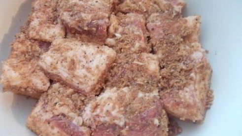 сало соленое со специями и чесноком