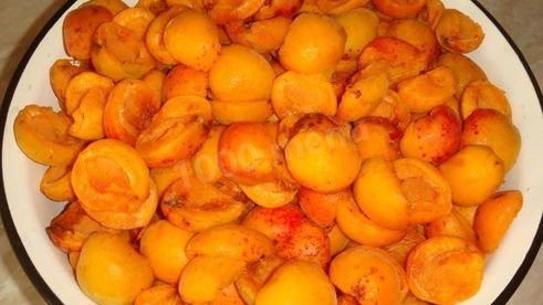 абрикосовое варенье в собственном соку