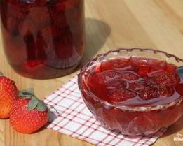 Клубничное варенье жидкое