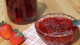 Клубничное варенье жидкое