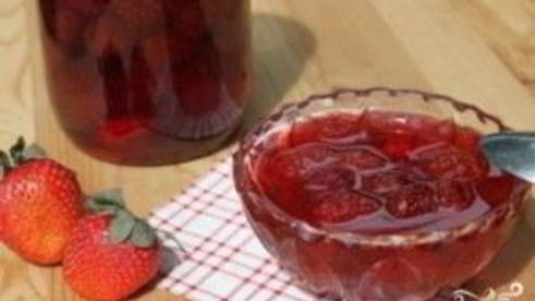 клубничное варенье жидкое