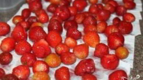 клубничное варенье жидкое