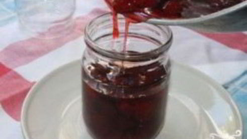 клубничное варенье жидкое