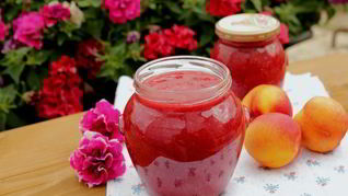 Варенье из нектаринов и слив с ванилью