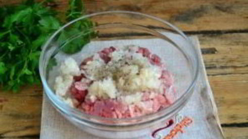 беляши с мясом