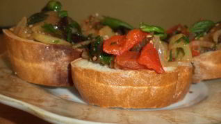 Брускетта с запеченными овощами