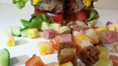 брутальный бургер с говядиной