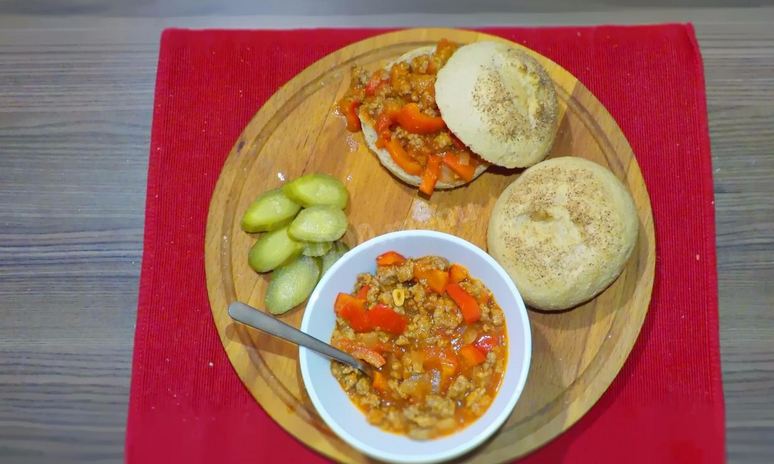 Рецепт бюджетного бургера sloppy joe неряха джо