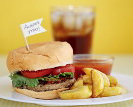 Гамбургер с картошкой