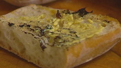 гамбургеры с ягнятиной, сладким перцем и базиликом