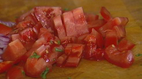 гамбургеры с ягнятиной, сладким перцем и базиликом