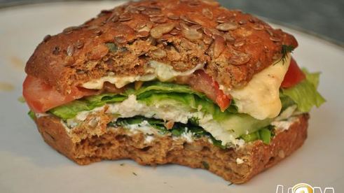 полезный бургер