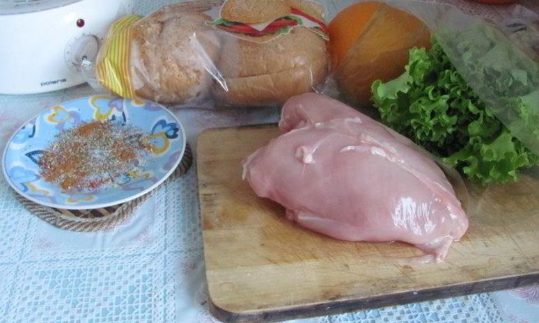 Рецепт полезного чикенбургера с грейпфрутом