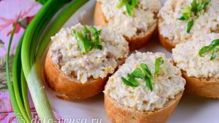 Бутерброды с печенью трески и яйцами