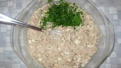 бутерброды с сайрой и яйцом