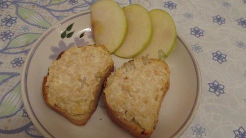 бутерброды с творожно-яблочной массой