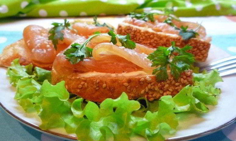 Рецепт датского бутерброда с куриной нарезкой