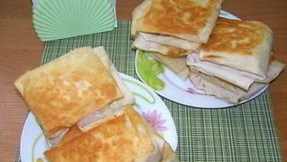 Горячие бутерброды из лаваша