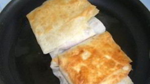 горячие бутерброды из лаваша