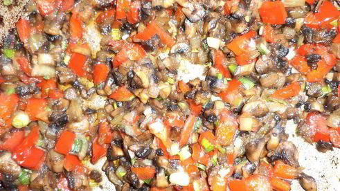 горячие бутерброды с грибами и сладким перцем