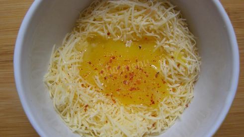 жареные бутерброды с помидорами и сыром