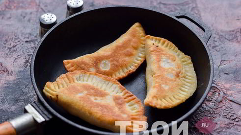 чебуреки с картошкой